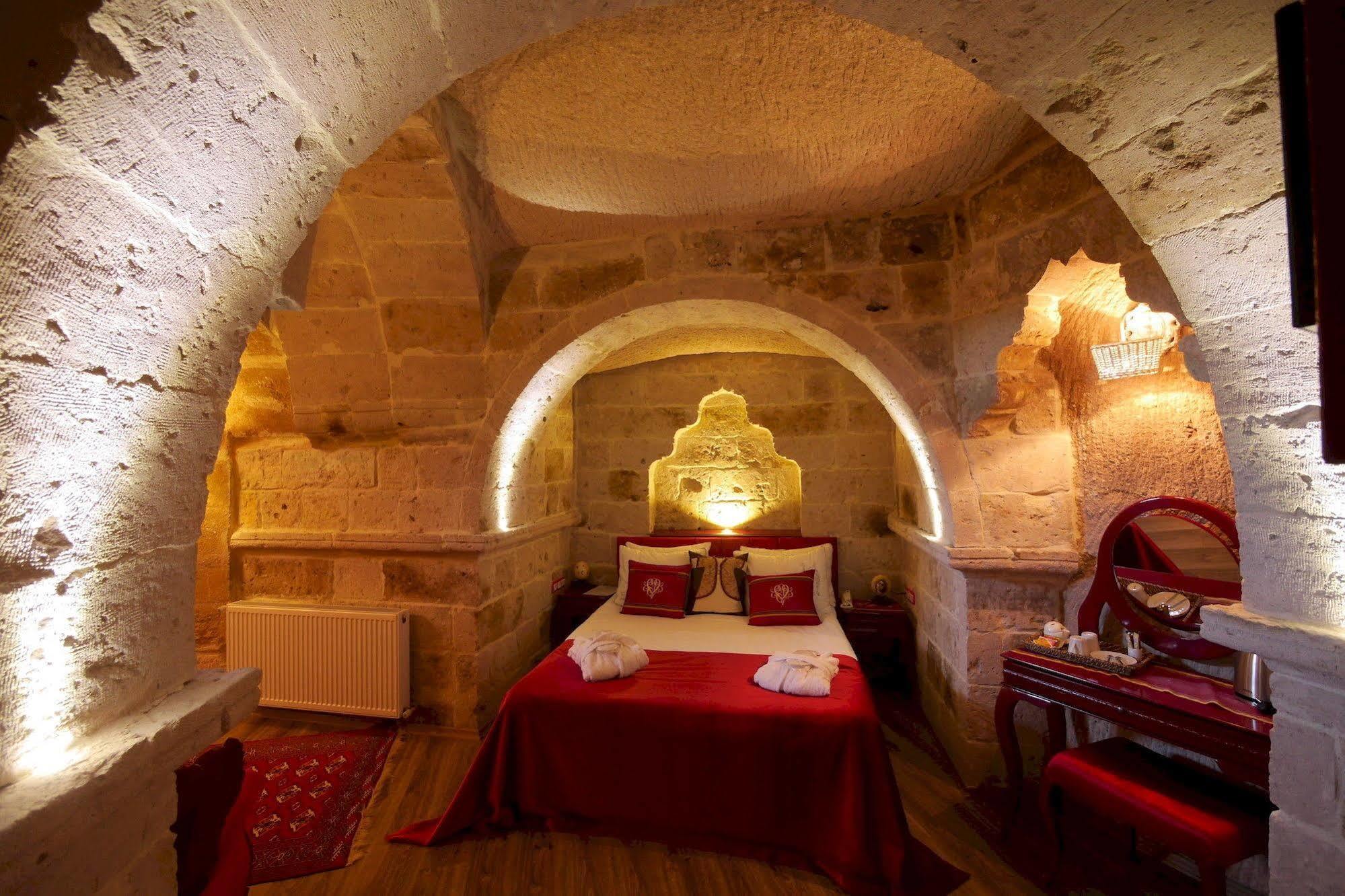 Mimi Cappadocia Luxury Cave Hotel Üçhisar Exterior foto